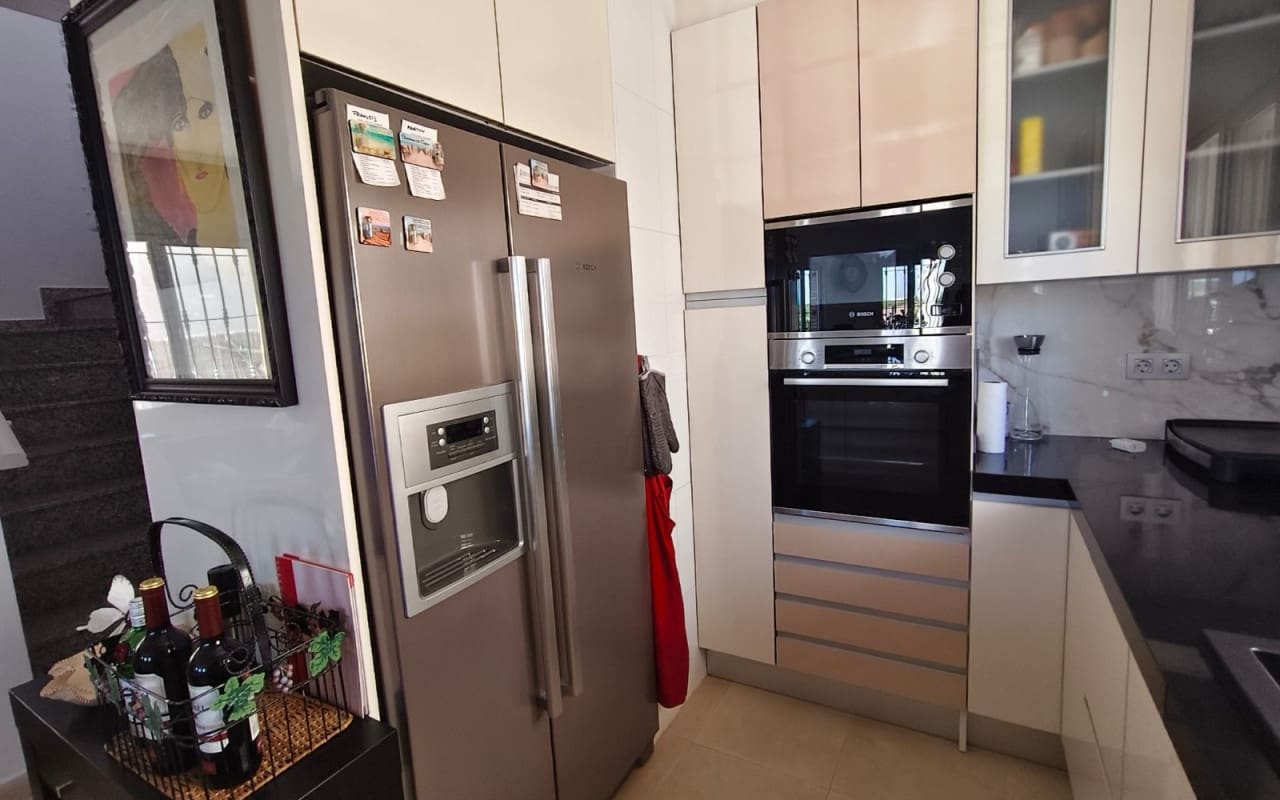 3 bedroom Villa for sale in Guardamar del Segura with pool garage - € 350,000 (Ref: 10016664)