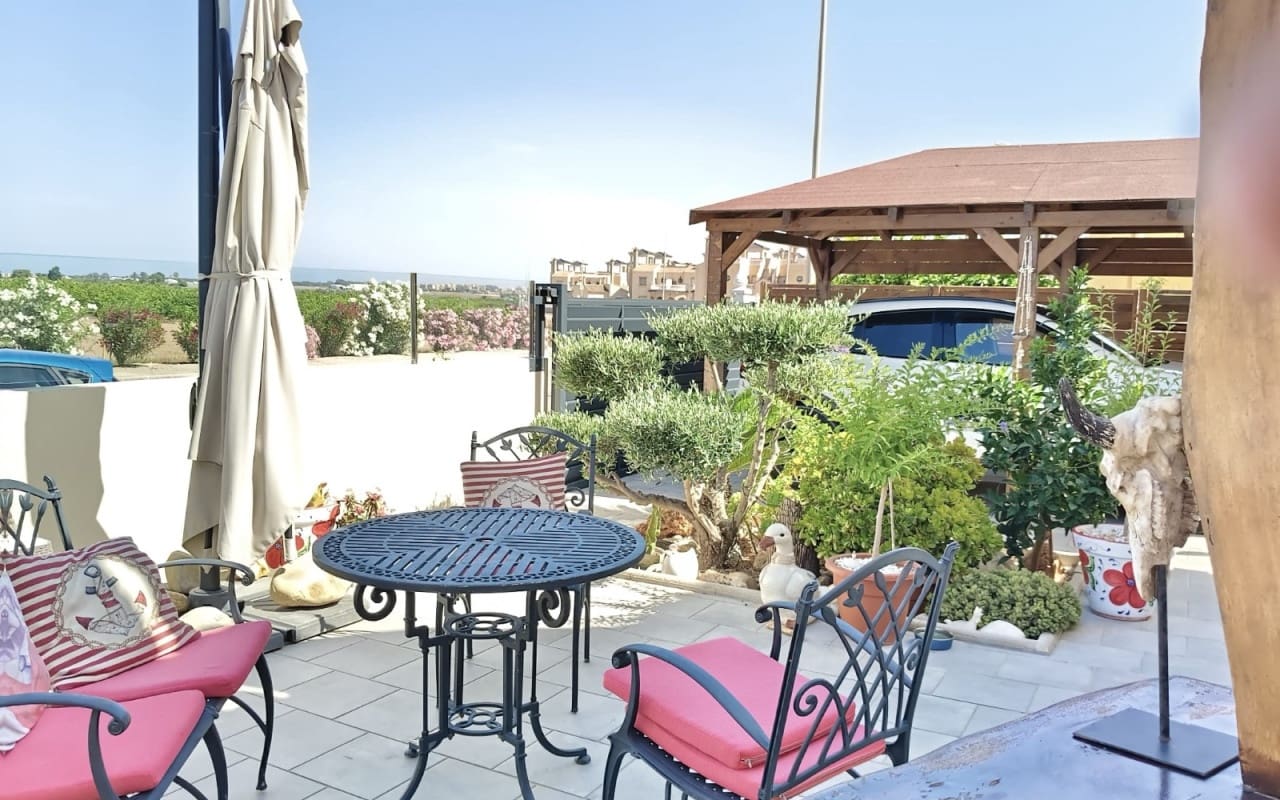 3 bedroom Villa for sale in Guardamar del Segura with pool garage - € 350,000 (Ref: 10016664)