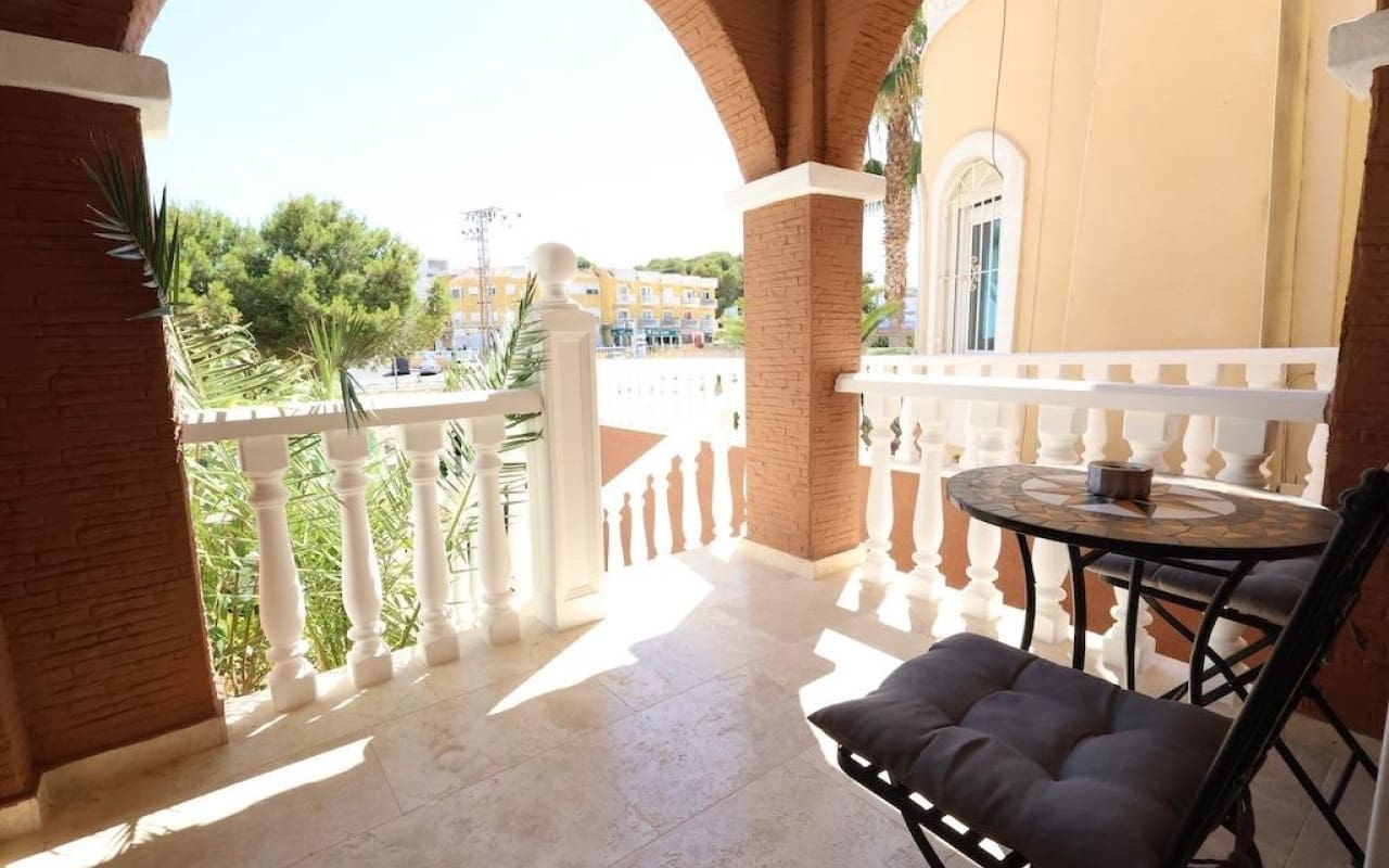 3 camera da letto Villa in vendita in Filipinas con piscina garage - 250.000 € (Rif: 10021342)