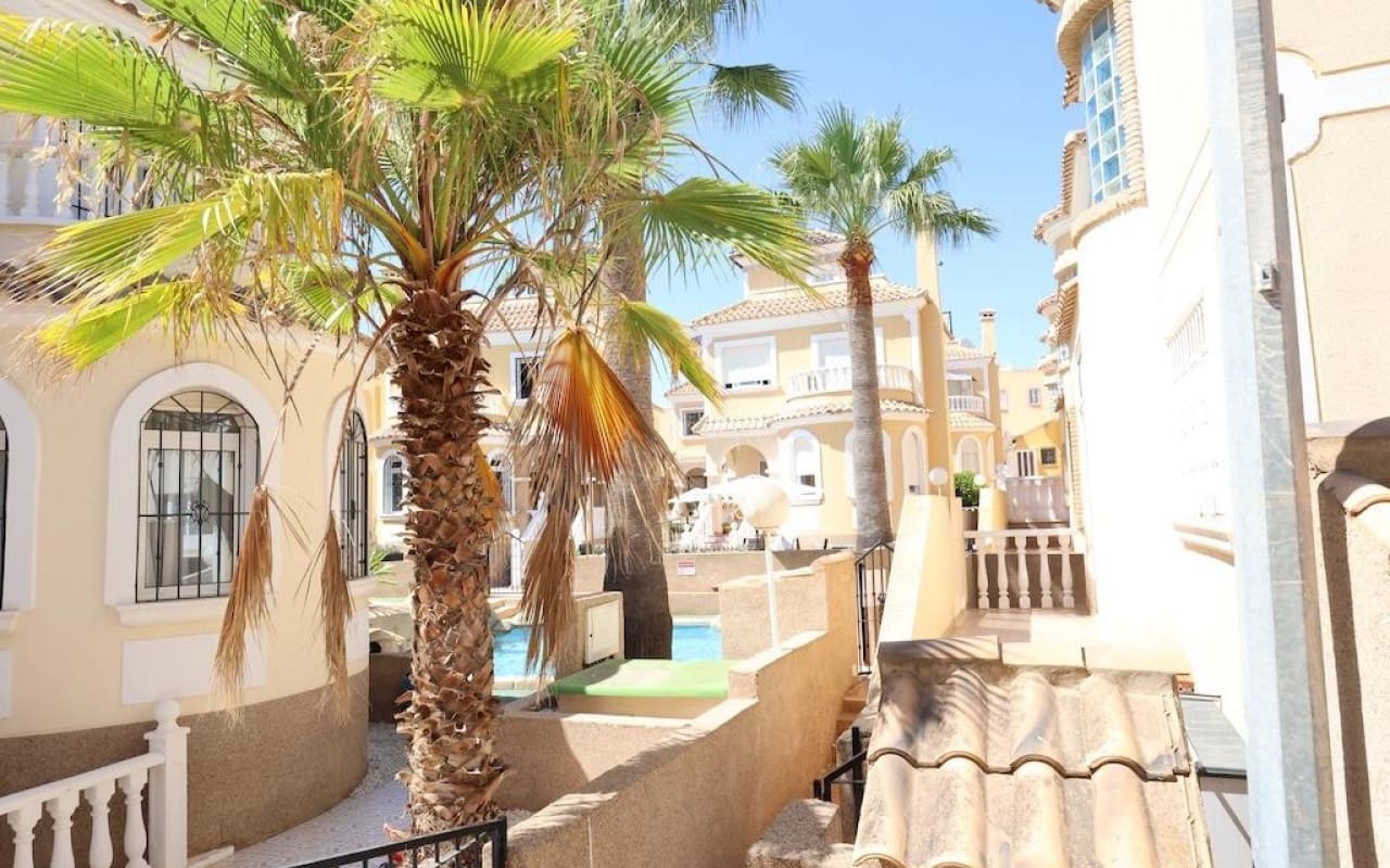 3 camera da letto Villa in vendita in Filipinas con piscina garage - 250.000 € (Rif: 10021342)