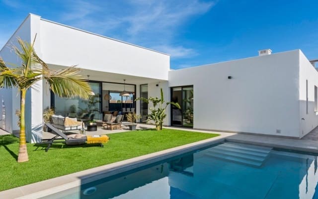 3 slaapkamer Villa te koop in Mar de Cristal, Cartagena met zwembad garage - € 549.000 (Ref: 10021343)