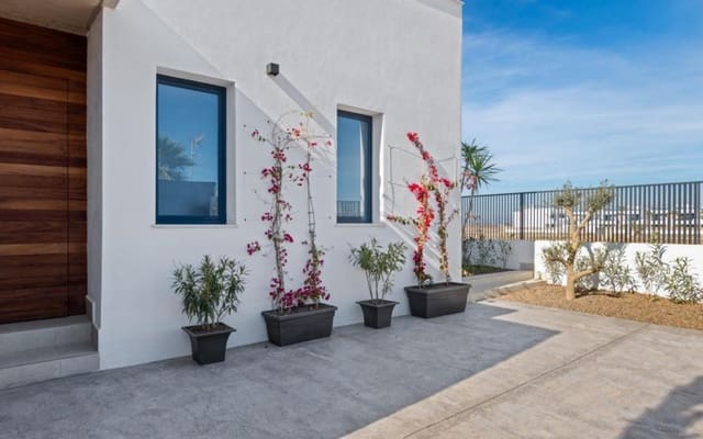 3 slaapkamer Villa te koop in Mar de Cristal, Cartagena met zwembad garage - € 549.000 (Ref: 10021343)