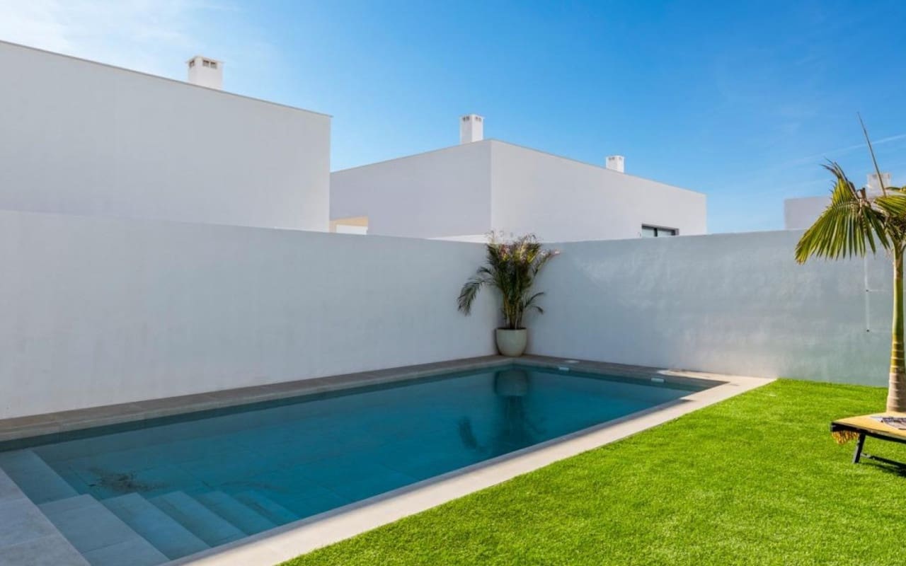 3 slaapkamer Villa te koop in Mar de Cristal met zwembad garage - € 549.000 (Ref: 10021343)