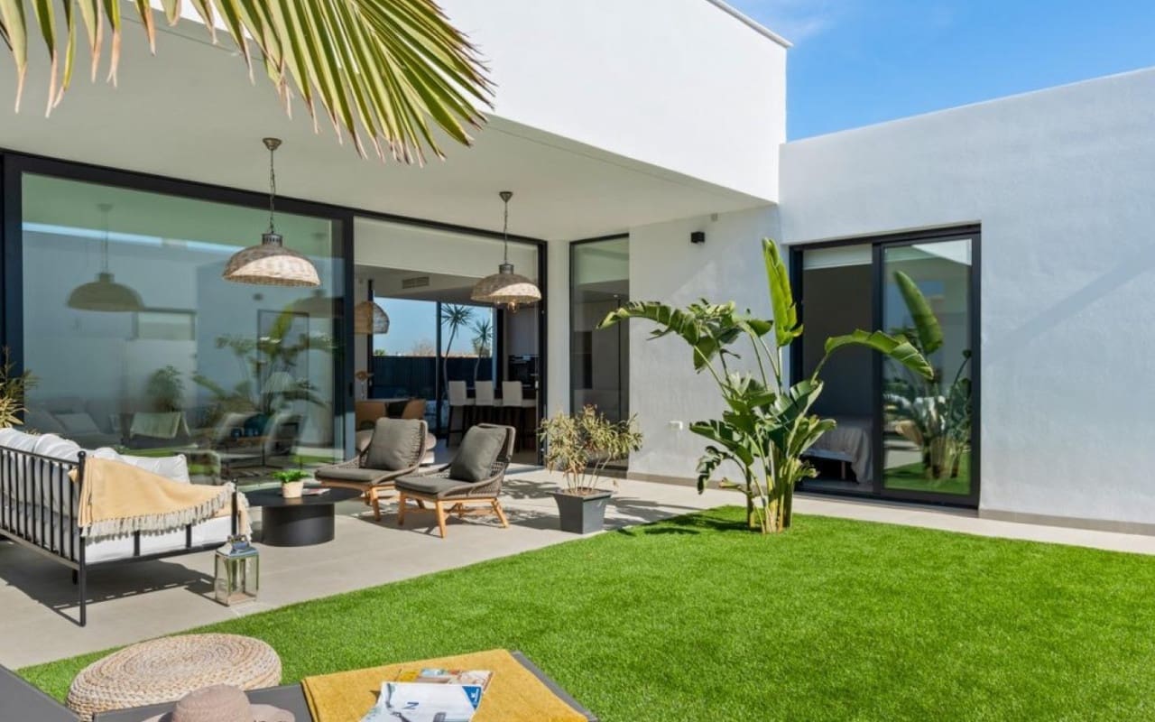 3 slaapkamer Villa te koop in Mar de Cristal met zwembad garage - € 549.000 (Ref: 10021343)