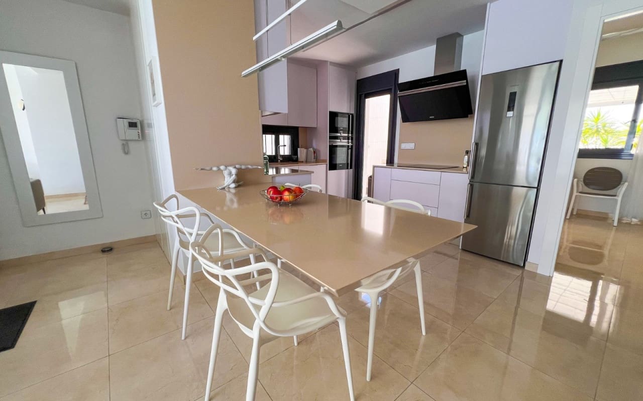 3 Zimmer Villa zu verkaufen in San Miguel de Salinas mit Pool Garage - 399.000 € (Ref: 10021345)