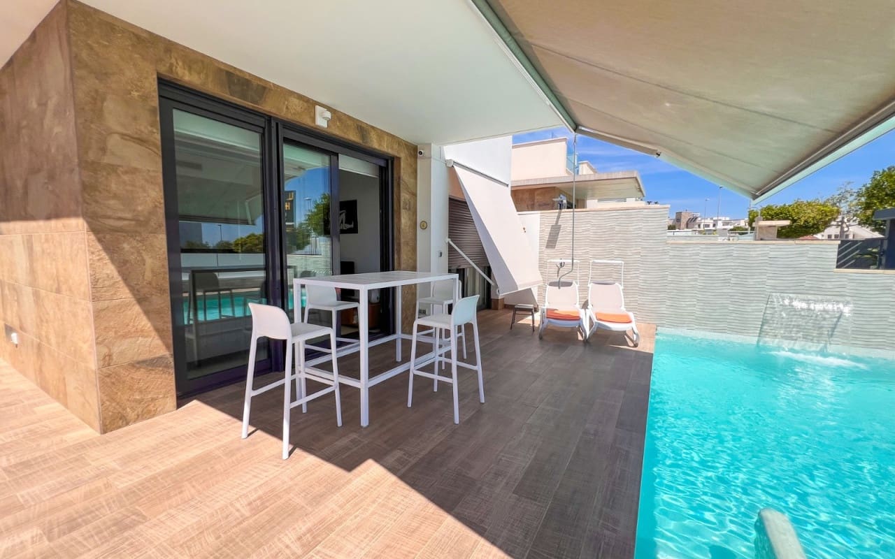 3 Zimmer Villa zu verkaufen in San Miguel de Salinas mit Pool Garage - 399.000 € (Ref: 10021345)