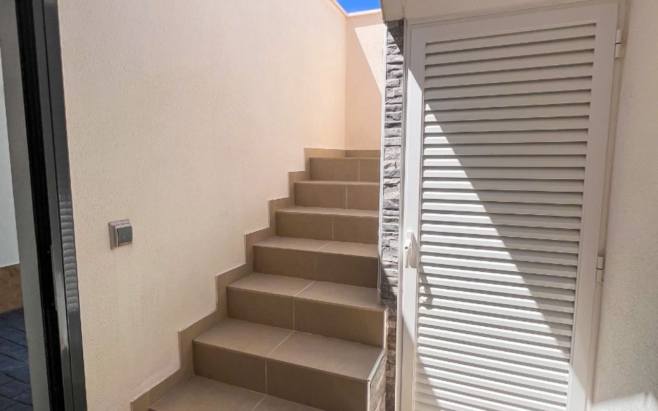 3 Zimmer Villa zu verkaufen in San Miguel de Salinas mit Pool Garage - 399.000 € (Ref: 10021345)