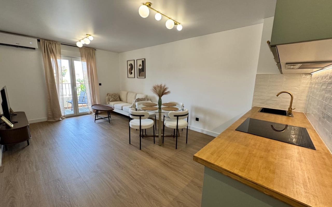 Garaje en Pilar de la Horadada en venta - 204.900 € (Ref: 10021346)