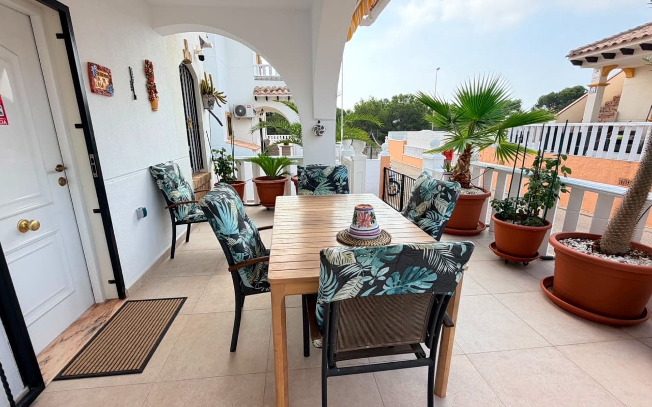 2 camera da letto Villa in vendita in Cabo Roig con piscina garage - 239.000 € (Rif: 10021347)