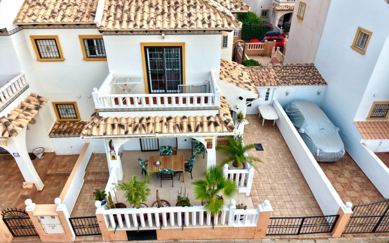 2 camera da letto Villa in vendita in Cabo Roig con piscina garage - 239.000 € (Rif: 10021347)