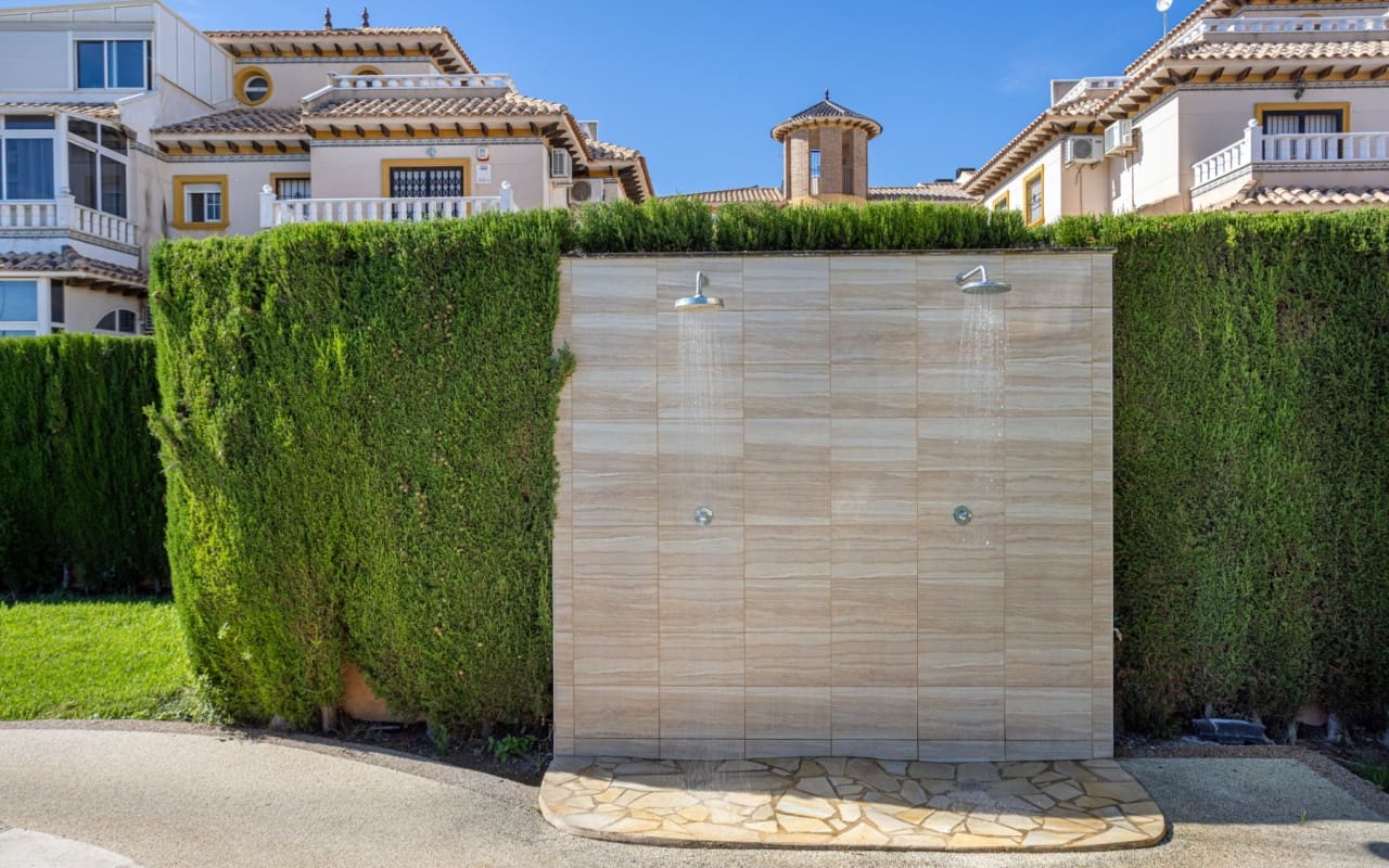 2 camera da letto Villa in vendita in Cabo Roig con piscina garage - 239.000 € (Rif: 10021347)
