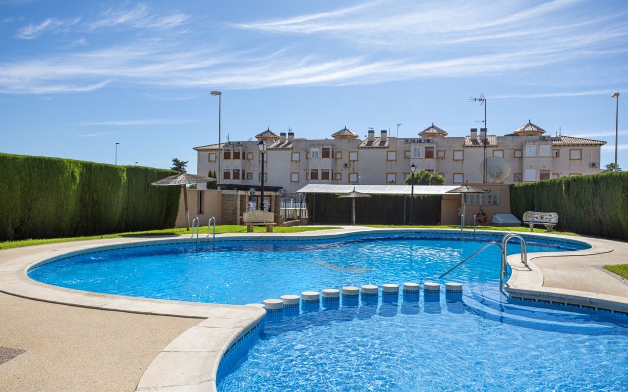 2 camera da letto Villa in vendita in Cabo Roig con piscina garage - 239.000 € (Rif: 10021347)