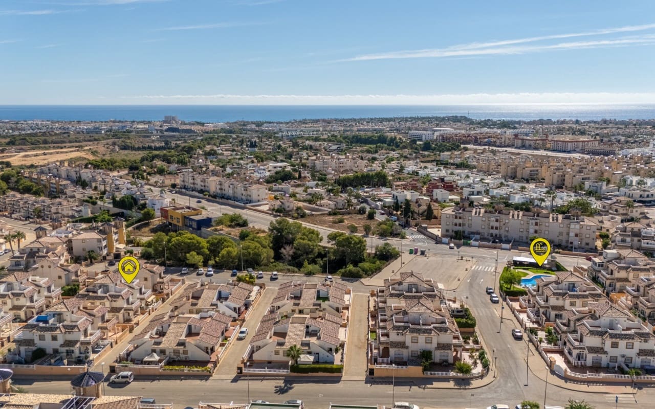 2 camera da letto Villa in vendita in Cabo Roig con piscina garage - 239.000 € (Rif: 10021347)
