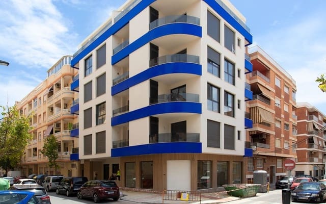 2 soveværelse Lejlighed til salg i Las Piscinas Naturales, Torrevieja med swimmingpool - € 280.000 (Ref: 10021355)