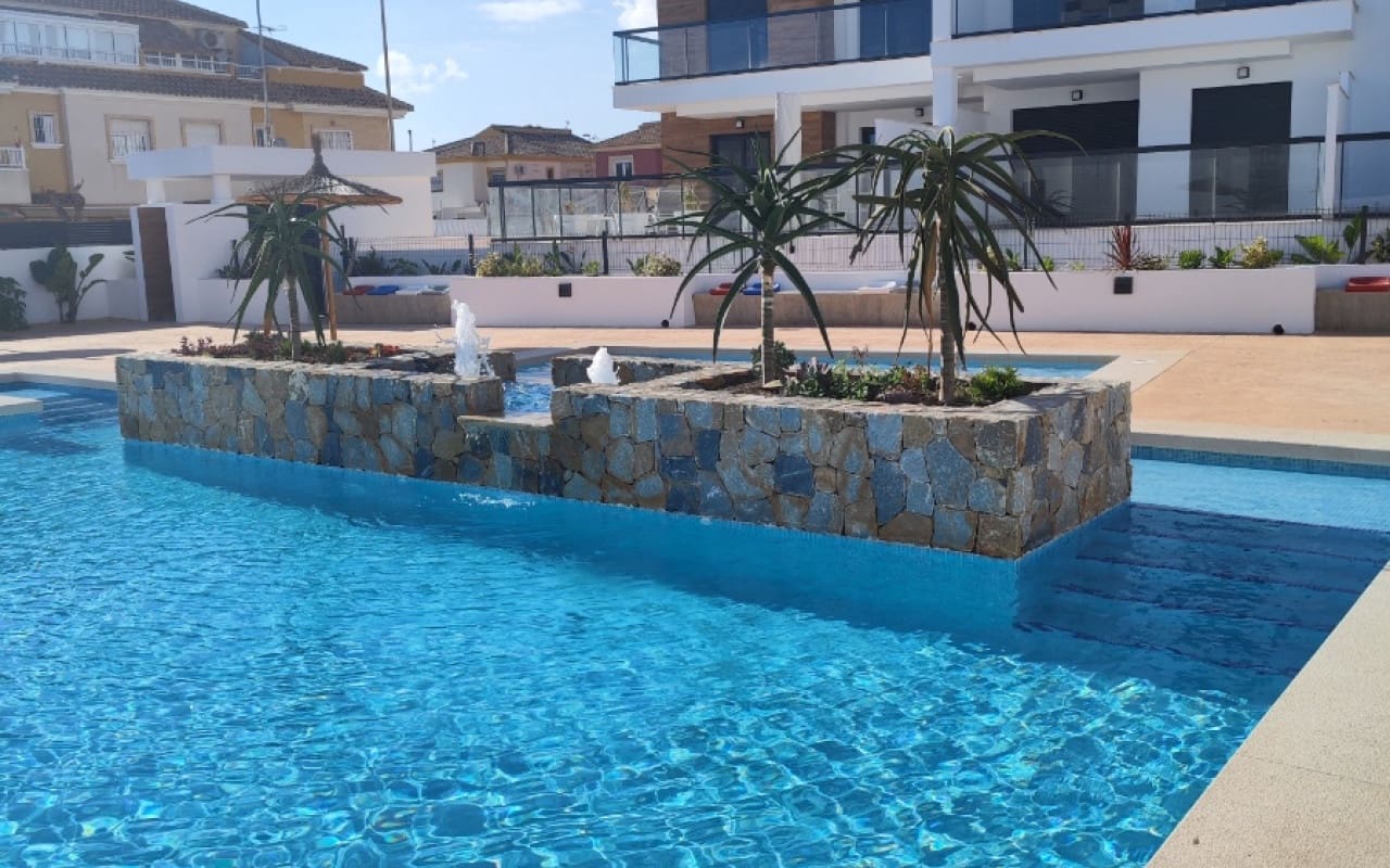 2 Zimmer Strandapartment zu verkaufen in El Mojon mit Pool Garage - 319.500 € (Ref: 10021356)