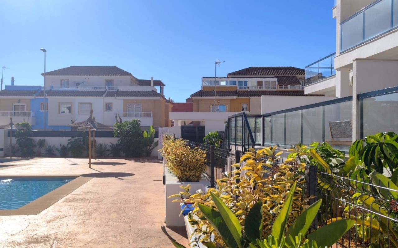 2 Zimmer Strandapartment zu verkaufen in El Mojon mit Pool Garage - 319.500 € (Ref: 10021356)