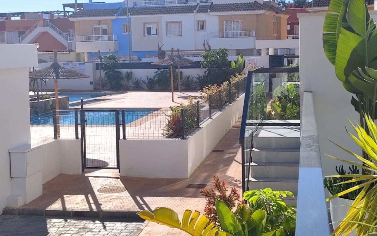2 Zimmer Strandapartment zu verkaufen in El Mojon mit Pool Garage - 319.500 € (Ref: 10021356)