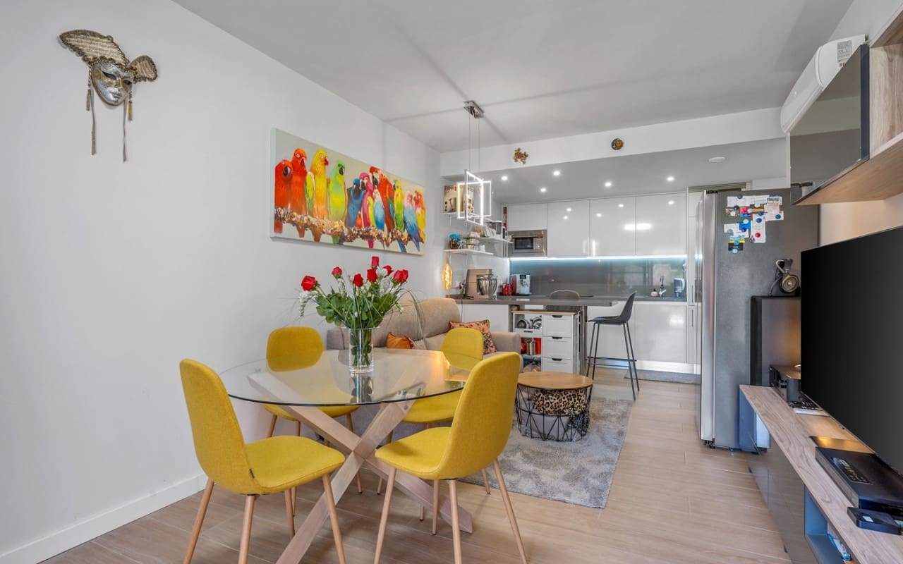 2 chambre Appartement à vendre à Villamartin avec piscine garage - 254 900 € (Ref: 10021359)