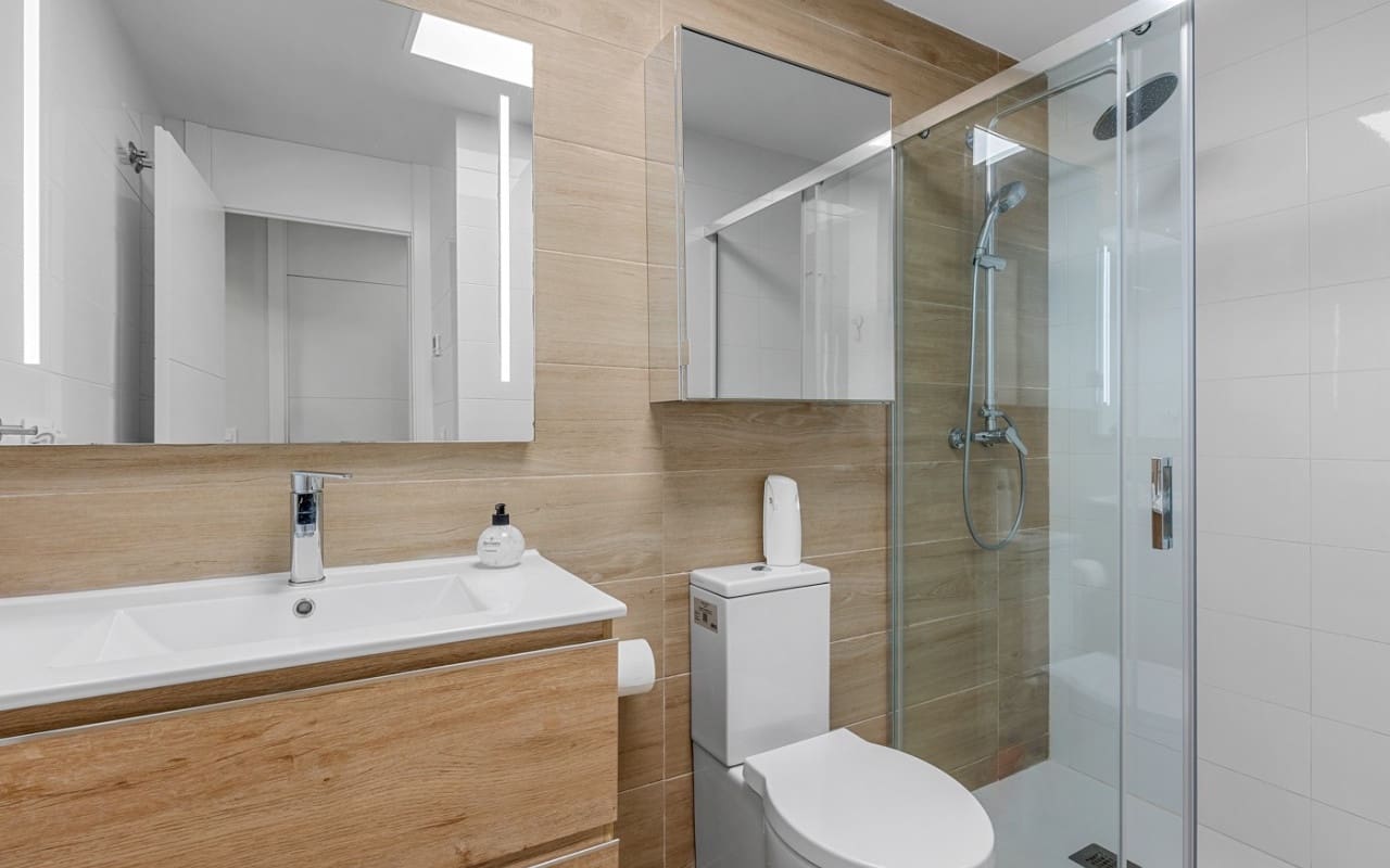 2 chambre Appartement à vendre à Villamartin avec piscine garage - 254 900 € (Ref: 10021359)