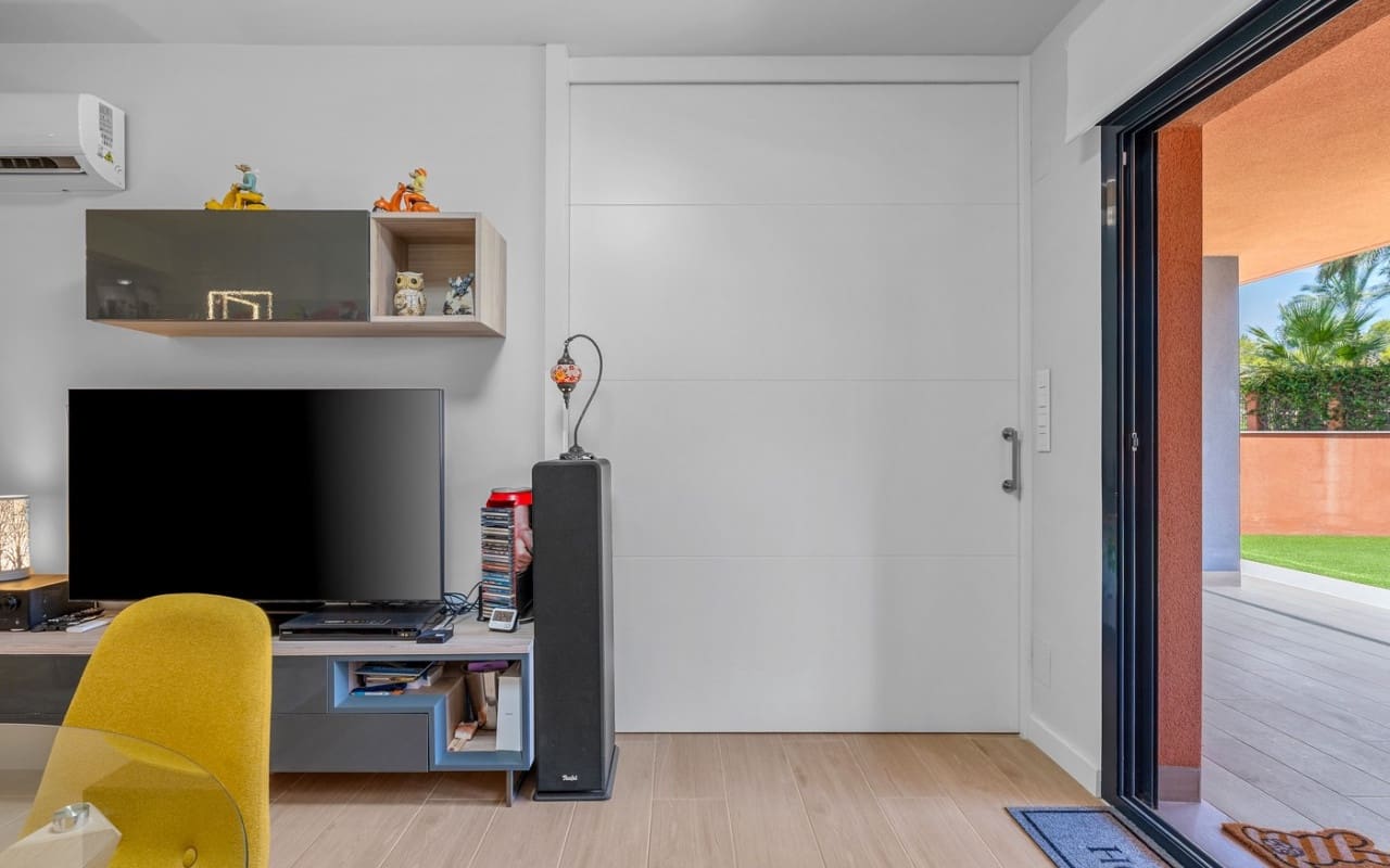 2 chambre Appartement à vendre à Villamartin avec piscine garage - 254 900 € (Ref: 10021359)