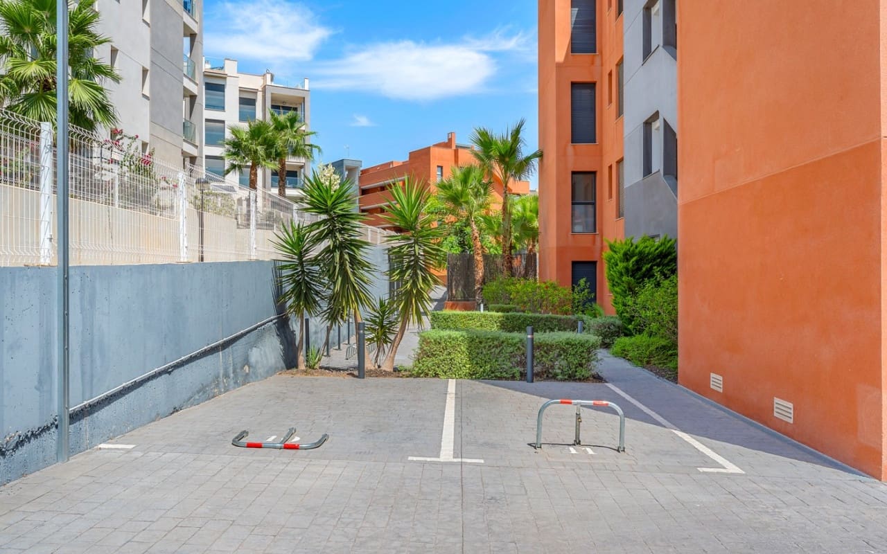 2 chambre Appartement à vendre à Villamartin avec piscine garage - 254 900 € (Ref: 10021359)