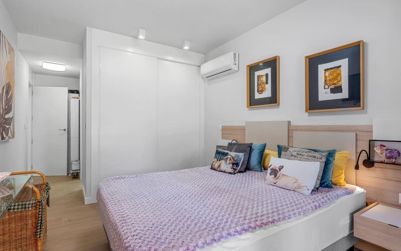 2 chambre Appartement à vendre à Villamartin avec piscine garage - 254 900 € (Ref: 10021359)