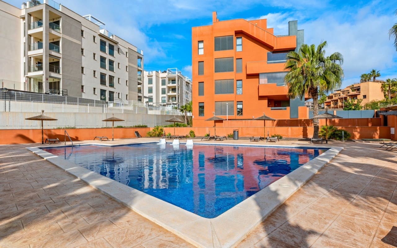 2 chambre Appartement à vendre à Villamartin avec piscine garage - 254 900 € (Ref: 10021359)