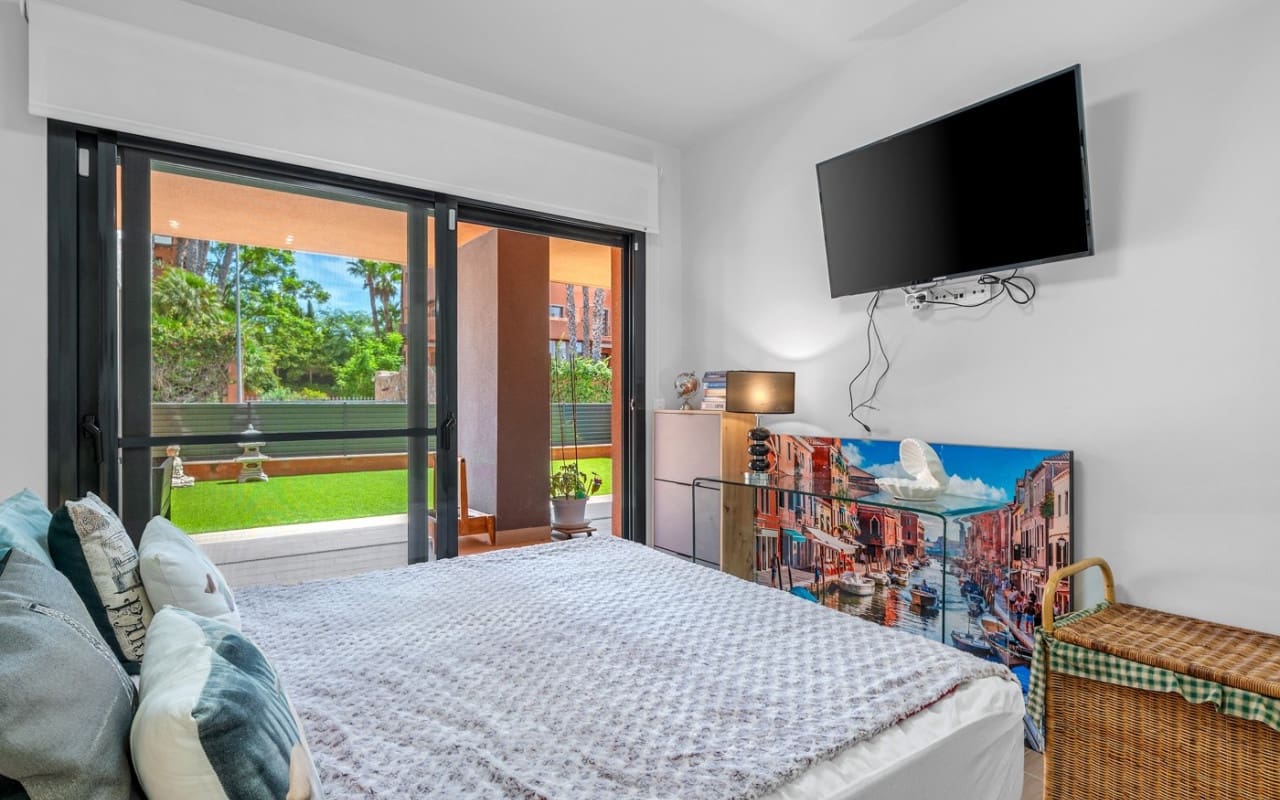 2 chambre Appartement à vendre à Villamartin avec piscine garage - 254 900 € (Ref: 10021359)