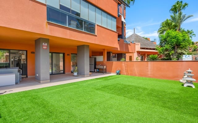 Apartamento de 2 habitaciones en Villamartin, Orihuela en venta con piscina garaje - 254.900 € (Ref: 10021359)