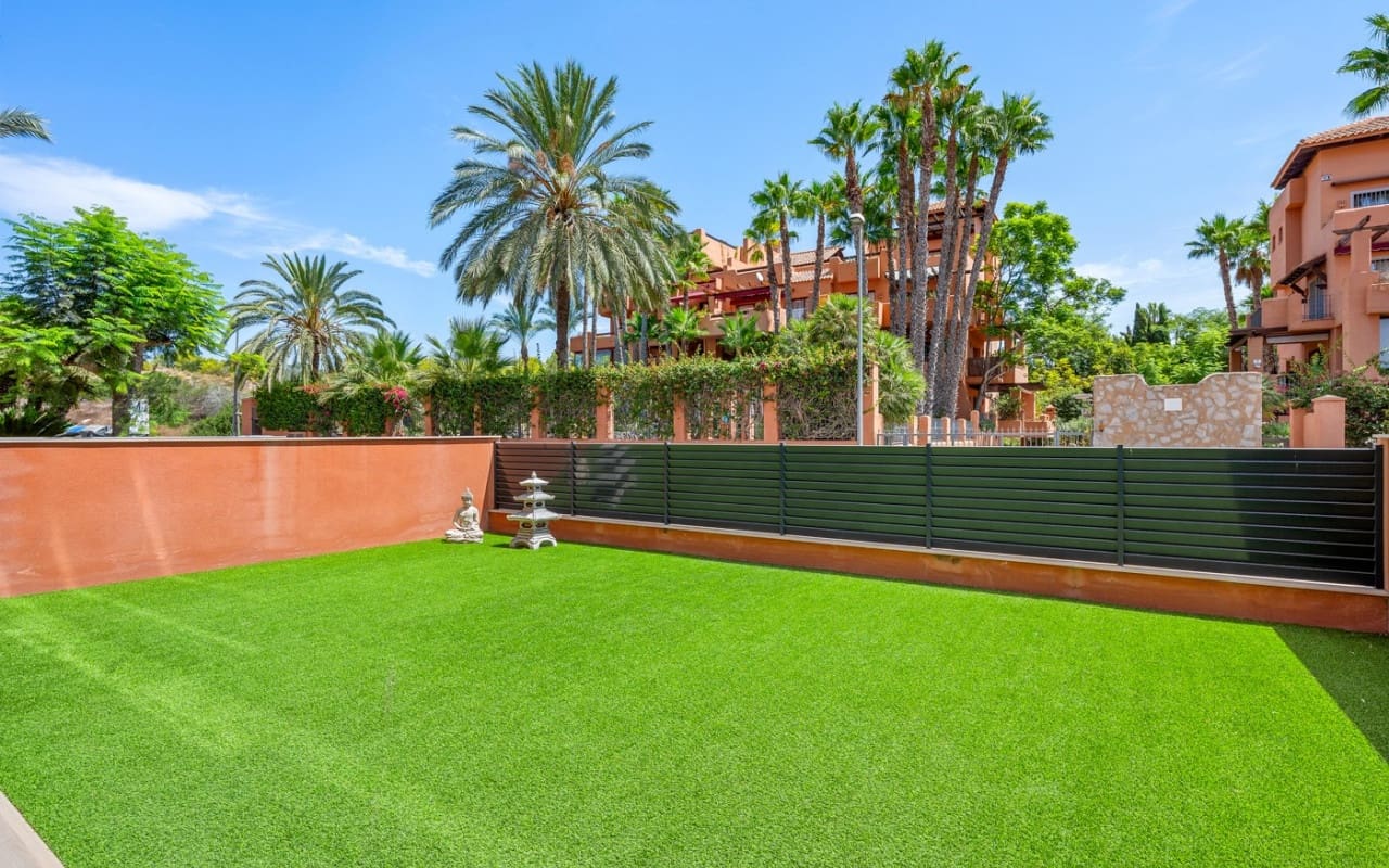 2 chambre Appartement à vendre à Villamartin avec piscine garage - 254 900 € (Ref: 10021359)