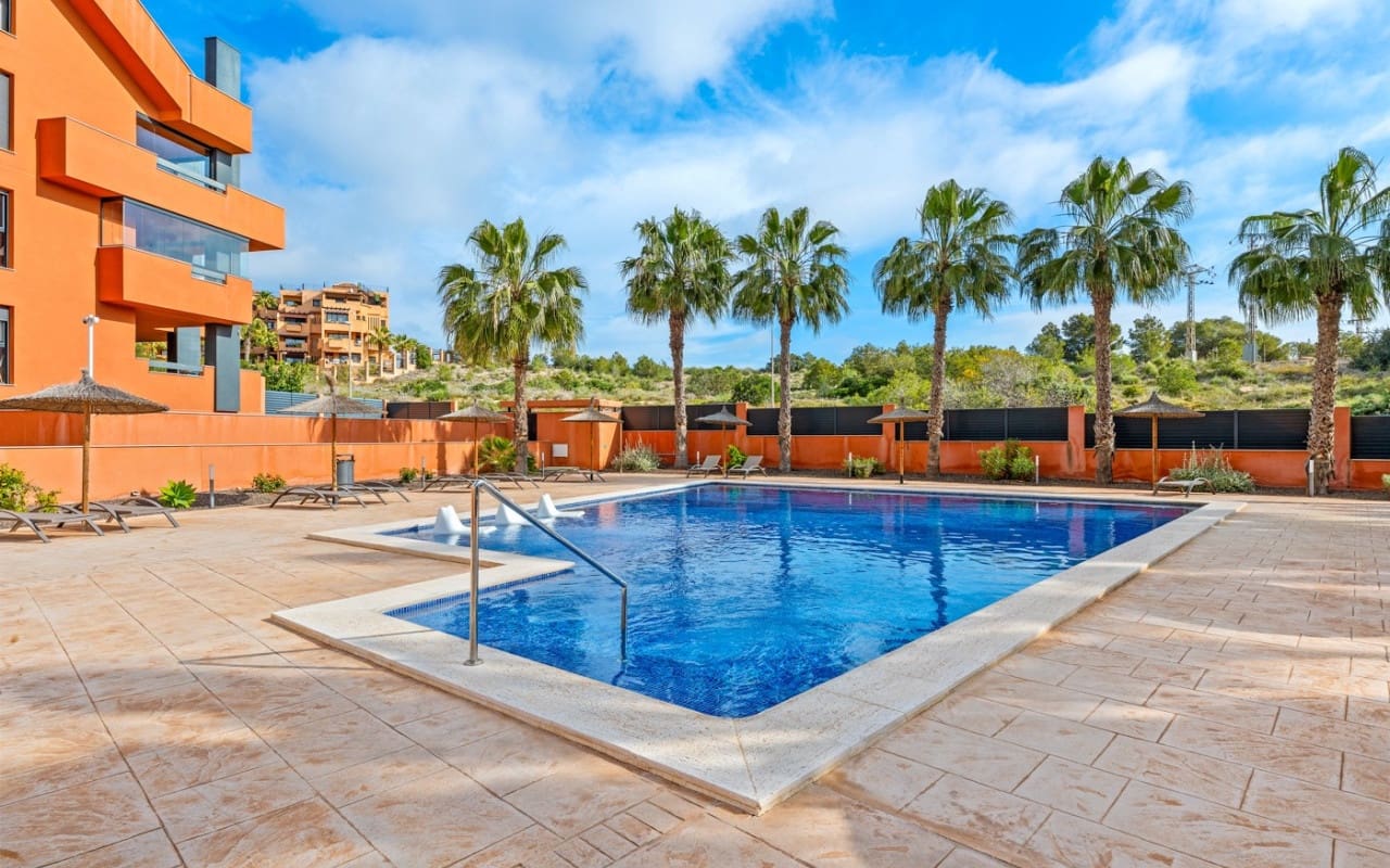 2 chambre Appartement à vendre à Villamartin avec piscine garage - 254 900 € (Ref: 10021359)