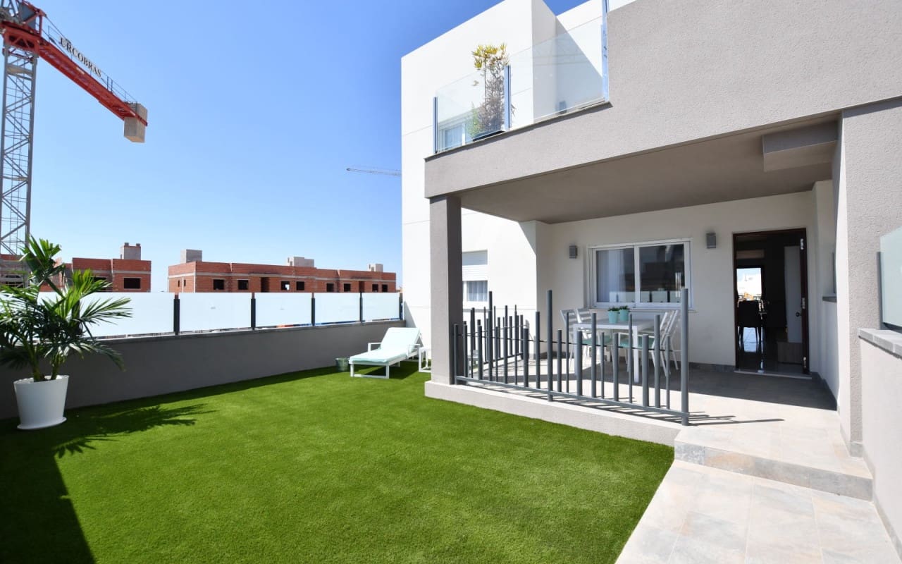 2 slaapkamer Huis te koop in San Miguel de Salinas met zwembad - € 273.800 (Ref: 10021470)