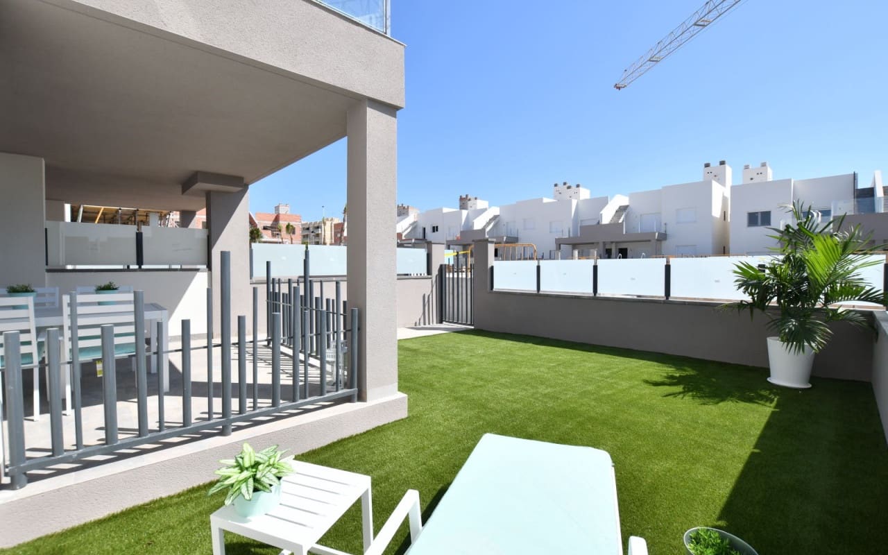 2 slaapkamer Huis te koop in San Miguel de Salinas met zwembad - € 273.800 (Ref: 10021470)