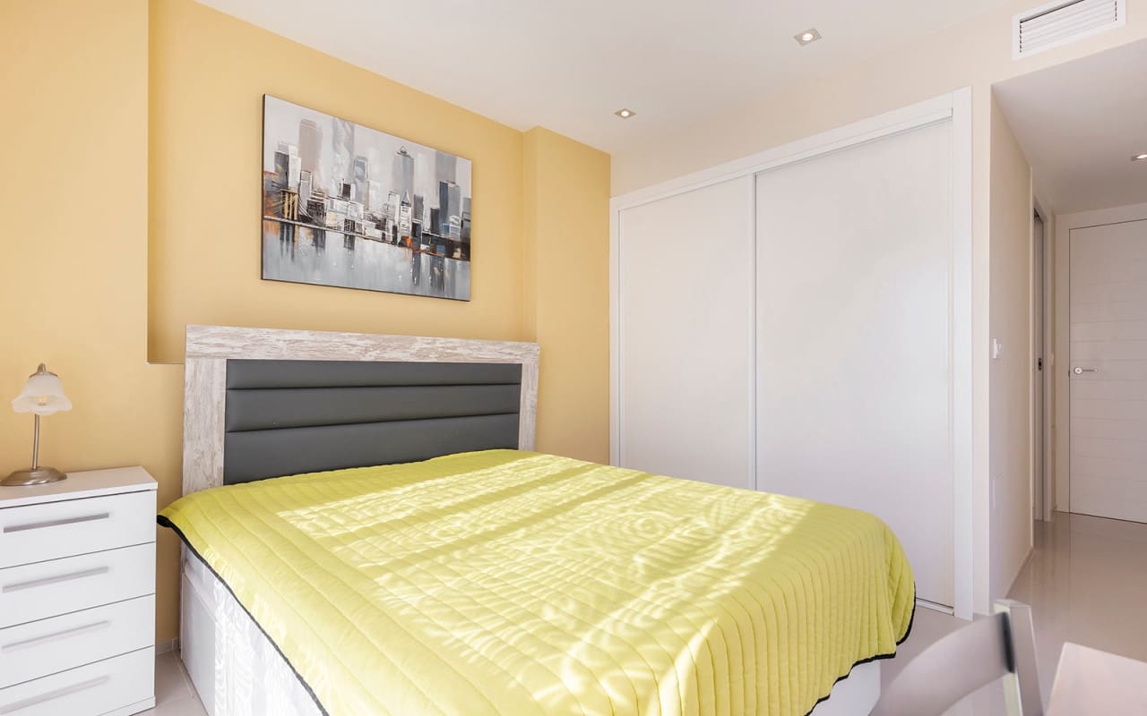 5 Zimmer Villa zu verkaufen in La Zenia mit Pool - 895.000 € (Ref: 10021482)