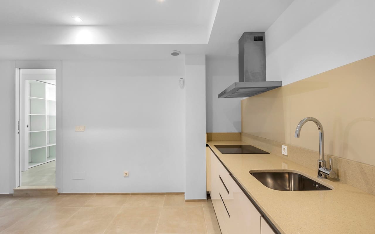 5 Zimmer Villa zu verkaufen in La Zenia mit Pool - 895.000 € (Ref: 10021482)