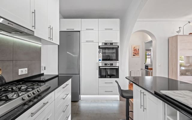 Chalet de 3 habitaciones en Ciudad Quesada, Rojales en venta con piscina garaje - 495.000 € (Ref: 10021486)