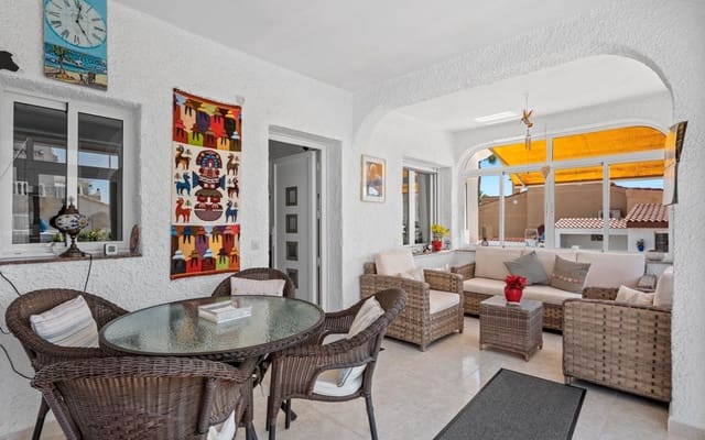 Chalet de 3 habitaciones en Ciudad Quesada, Rojales en venta con piscina garaje - 495.000 € (Ref: 10021486)