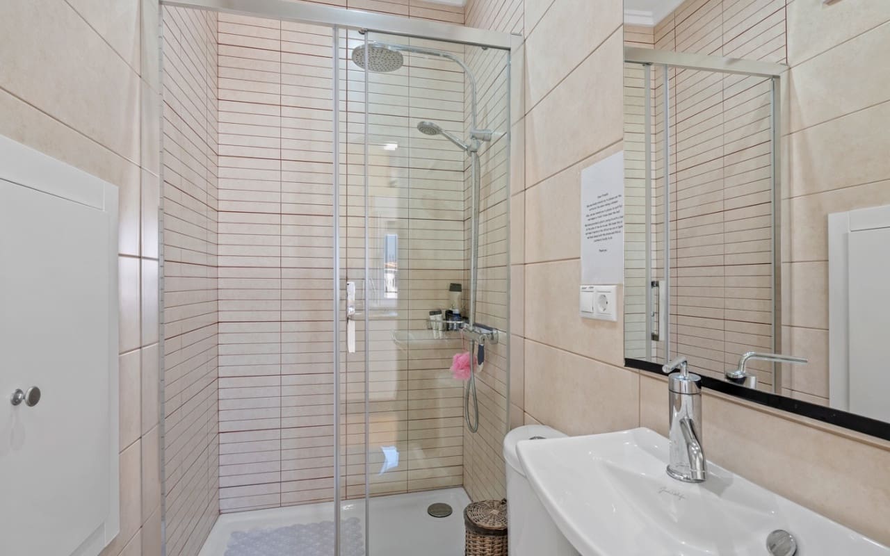 Chalet de 3 habitaciones en Ciudad Quesada en venta con piscina garaje - 495.000 € (Ref: 10021486)