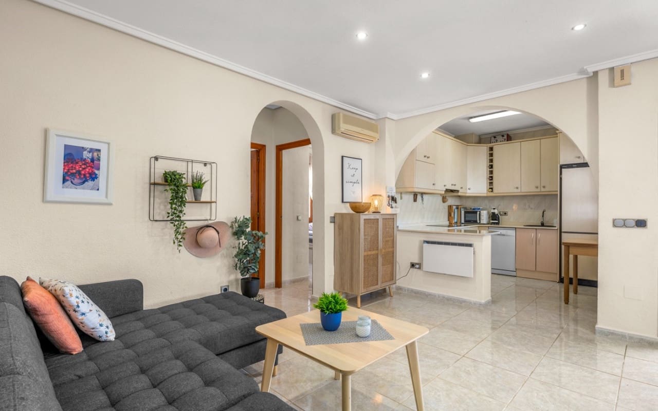 5 Zimmer Villa zu verkaufen in Ciudad Quesada mit Pool Garage - 480.000 € (Ref: 10021487)