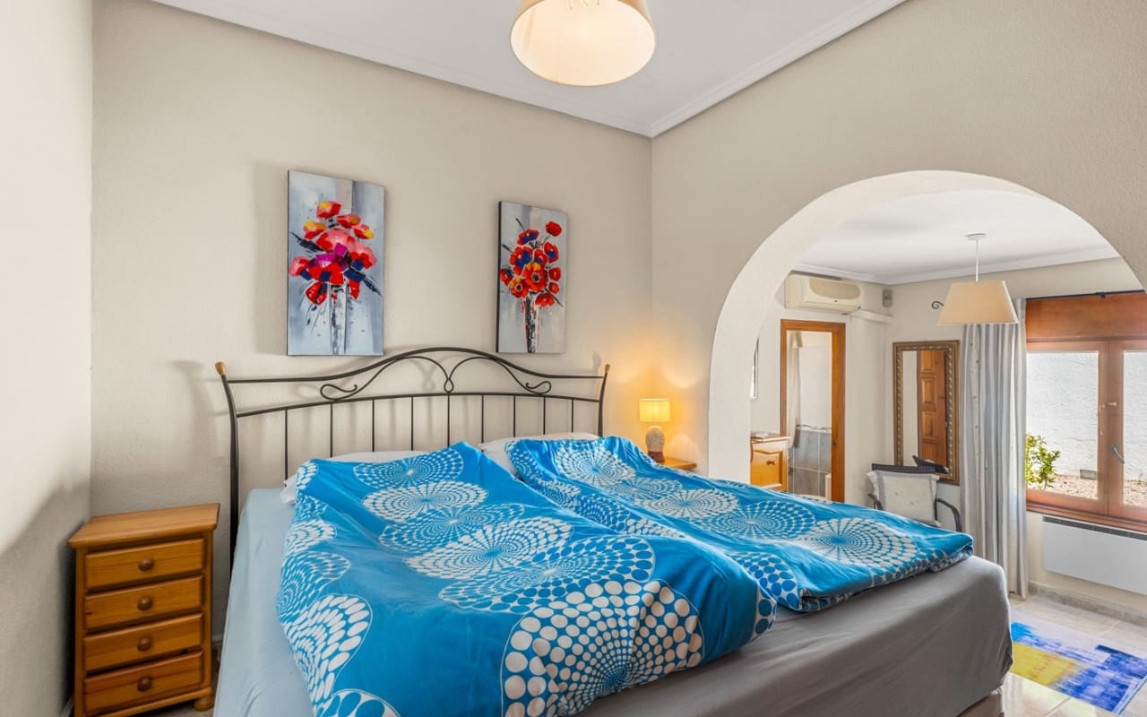 5 Zimmer Villa zu verkaufen in Ciudad Quesada mit Pool Garage - 480.000 € (Ref: 10021487)
