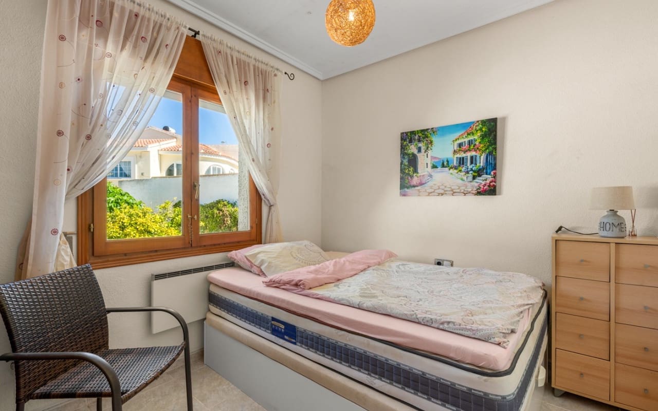 5 Zimmer Villa zu verkaufen in Ciudad Quesada mit Pool Garage - 480.000 € (Ref: 10021487)
