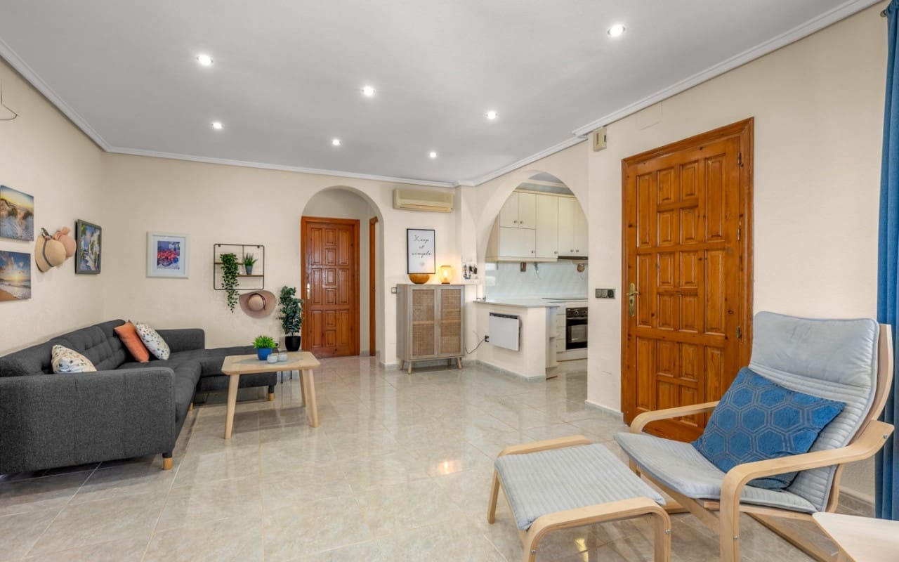 5 Zimmer Villa zu verkaufen in Ciudad Quesada mit Pool Garage - 480.000 € (Ref: 10021487)