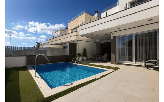 3 soveværelse Villa til salg i Lomas de Cabo Roig - Los Dolses, Orihuela med swimmingpool - € 389.000 (Ref: 10021489)