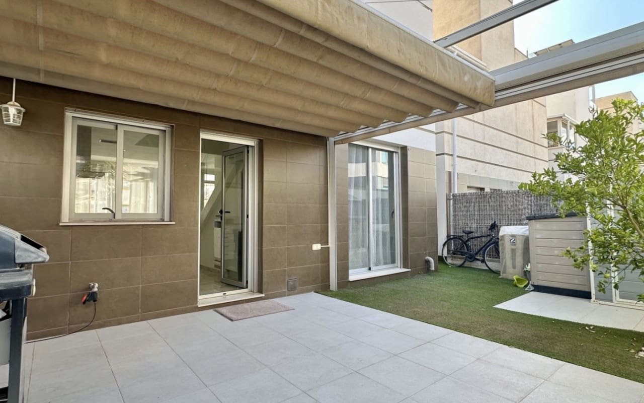 3 soverom Villa til salgs i Orihuela Costa med svømmebasseng - € 389 000 (Ref: 10021489)