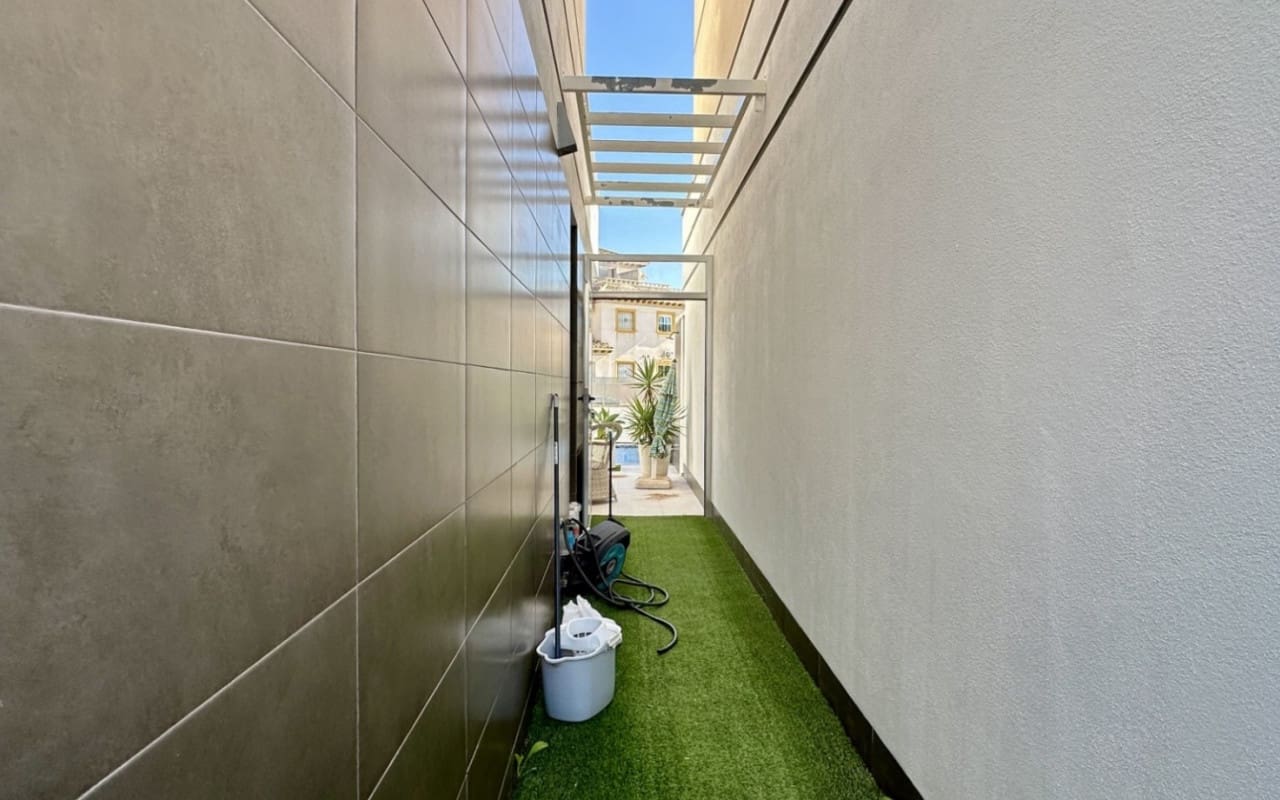 3 soverom Villa til salgs i Orihuela Costa med svømmebasseng - € 389 000 (Ref: 10021489)