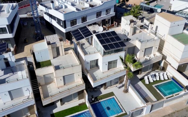 3 soveværelse Villa til salg i Lomas de Cabo Roig - Los Dolses, Orihuela med swimmingpool - € 389.000 (Ref: 10021489)