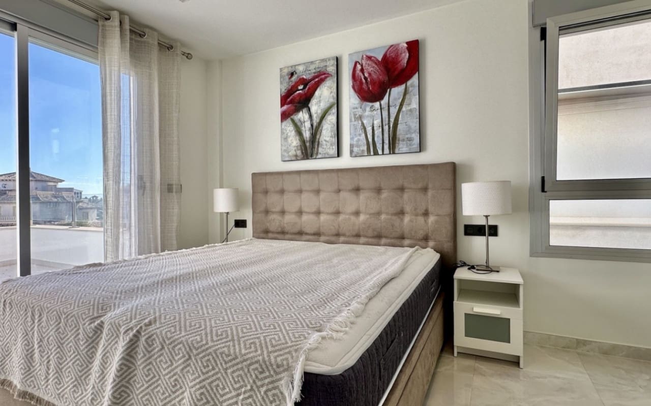 3 soverom Villa til salgs i Orihuela Costa med svømmebasseng - € 389 000 (Ref: 10021489)