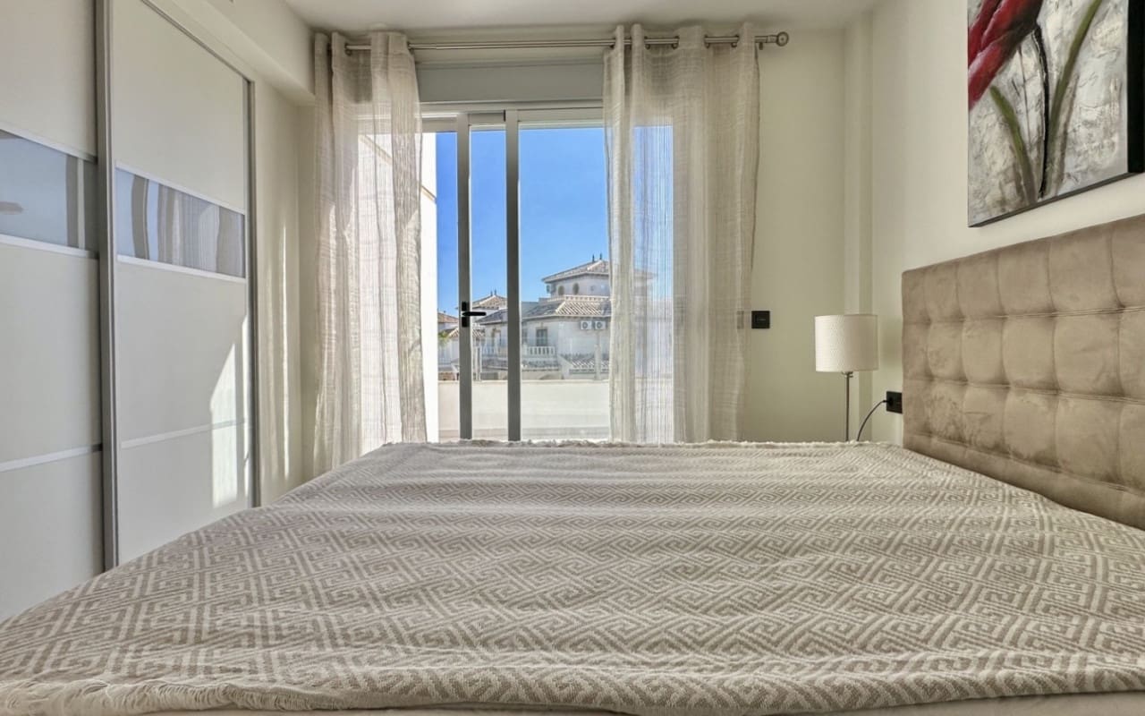 3 soverom Villa til salgs i Orihuela Costa med svømmebasseng - € 389 000 (Ref: 10021489)
