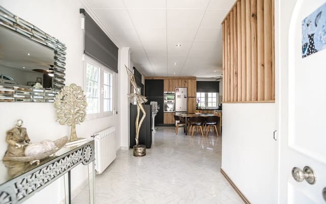 3 chambre Villa/Maison à vendre à La Marina, Elche / Elx avec piscine garage - 525 000 € (Ref: 10021500)
