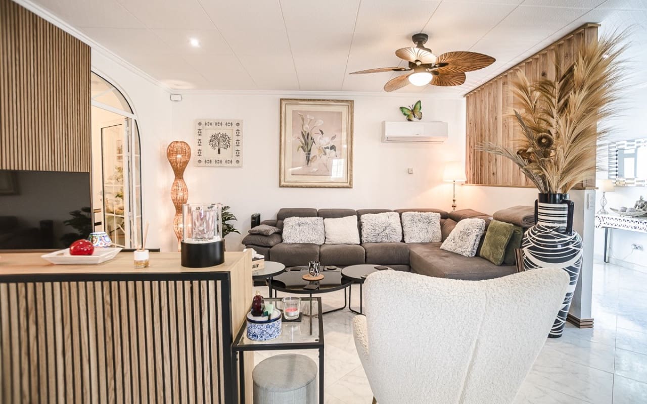 3 chambre Villa/Maison à vendre à La Marina avec piscine garage - 525 000 € (Ref: 10021500)